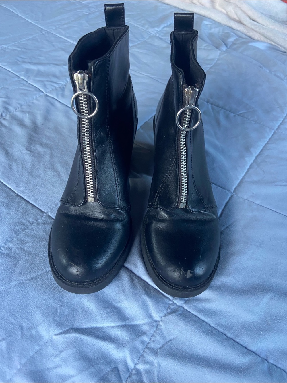 Divided By H&M Black Chunky Heel Leather Ankle Boots